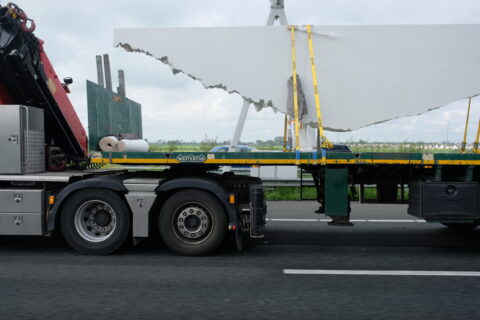 Groot Water reist langs de Nieuwe Maas (2022) 4-week event in public space, Maud van den Beuken